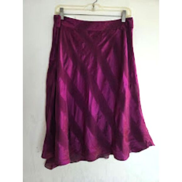 Banana Republic Women Dark Purple 100% Silk Satin A-Line Lined Skirt size 8 - Picture 1 of 8